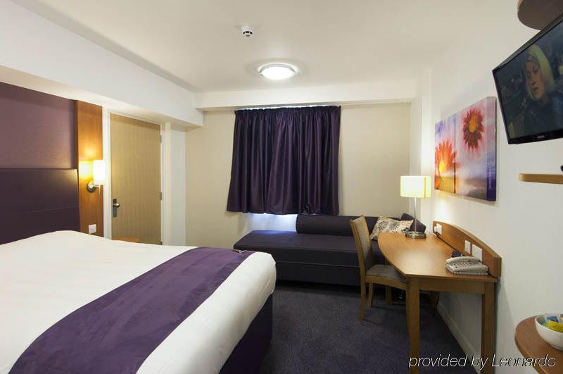 Premier Inn טוקסברי מראה חיצוני תמונה
